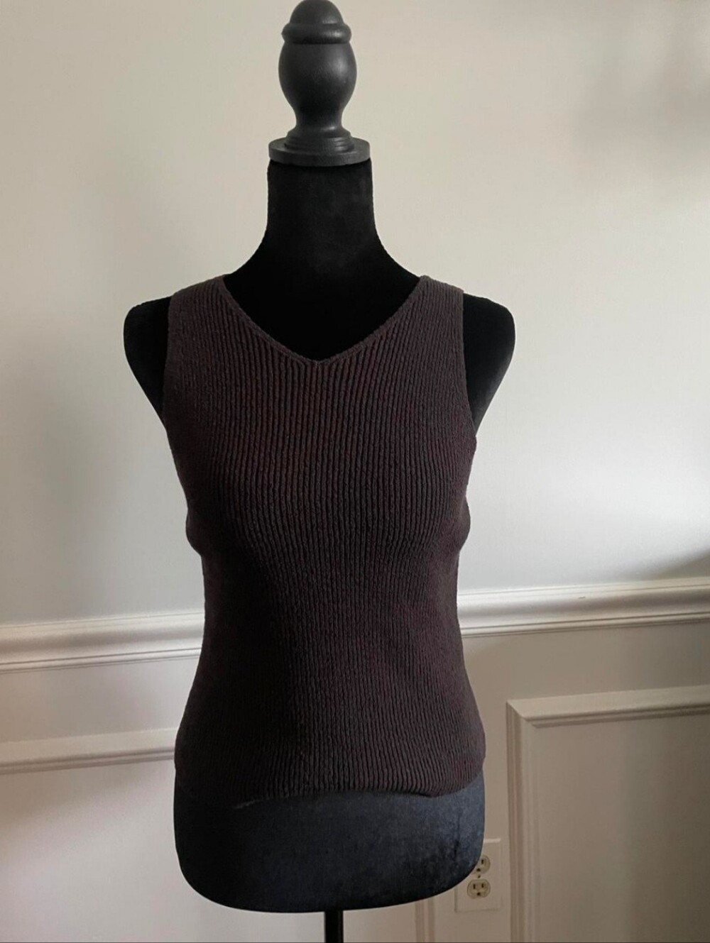 Massimo Dutti Brown Sleeveless V-Neck Knit Top Size XS